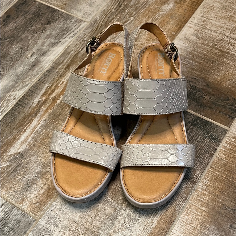 Born handcrafted footwear Nude heels/Sandals 7M